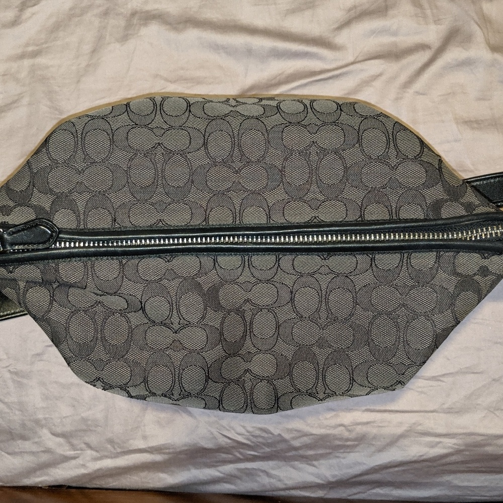 Coach Purse - Picture 2 of 7